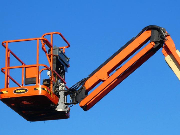Essential Maintenance Tips for Your Cherry Picker