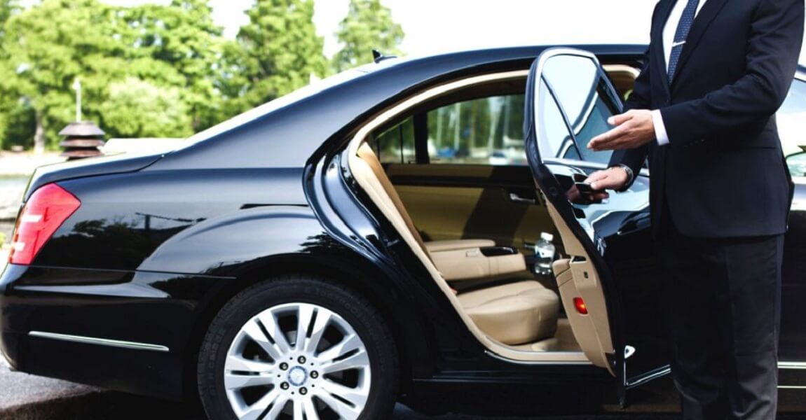 Why Hire a Chauffeur Company?