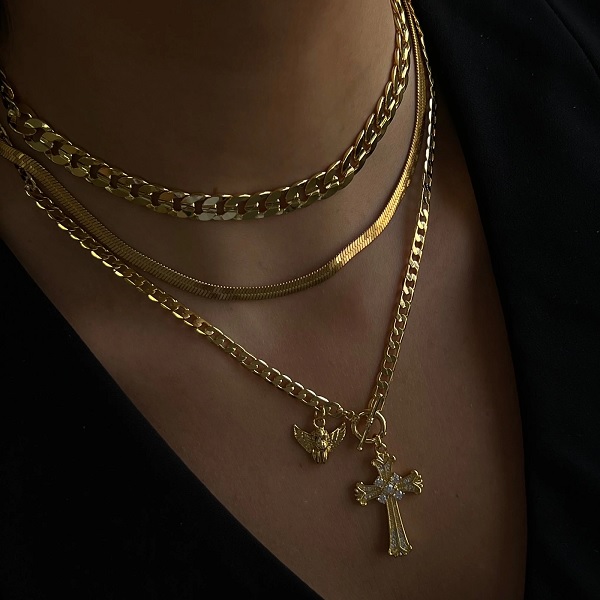 Choosing the Right Materials for Your Intersecting Cross Necklace